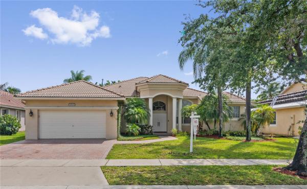Island Shores, 1312 NW 139th Ave, Pembroke Pines, Florida 33028, image 1
