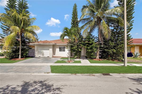 Eureka Creek, 18283 SW 139th Pl, Richmond West, Florida 33177, image 2
