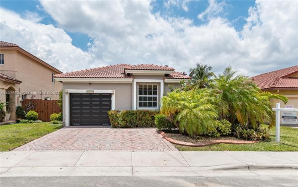 Bonita Lakes, 13566 SW 118th Path, Three Lakes, Florida 33186, image 1