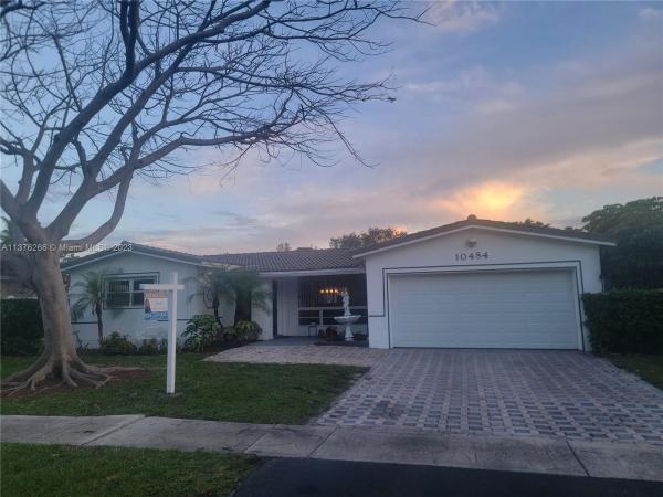 Nob Hill Estates, 10484 NW 3rd St, Plantation, Florida 33324, image 1