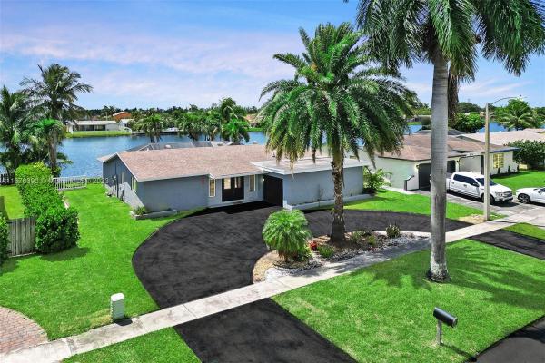 Windward Isle, 3691 NW 115th Ter, Sunrise, Florida 33323, image 2