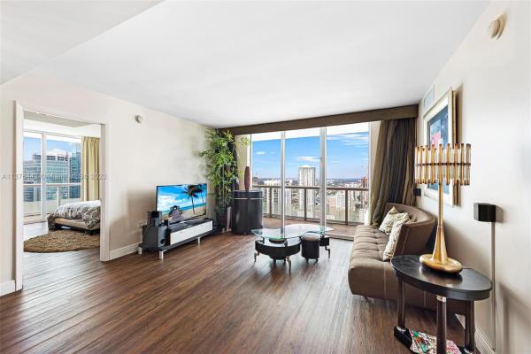 50 Biscayne, 50 Biscayne Blvd #4711, Miami, Florida 33132, image 2