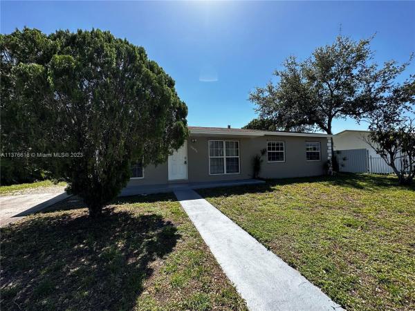 Leslie Estates, 19695 NW 32nd Ct, Miami Gardens, Florida 33056, image 2