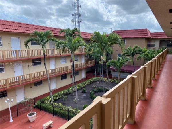 Royal Palm Gardens, 4655 Palm Ave #310, Hialeah, Florida 33012, image 1