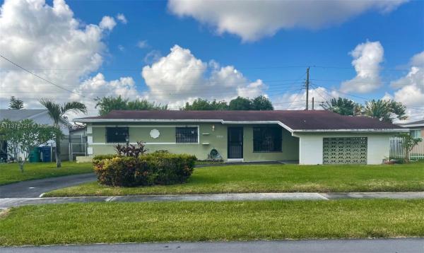 Carol City, 2920 NW 186th Ter, Miami Gardens, Florida 33056, image 2