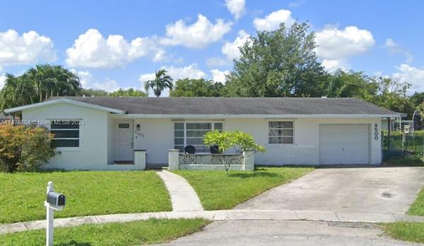 Rainbow Lakes, 9500 NW 24th Pl, Pembroke Pines, Florida 33024, image 1
