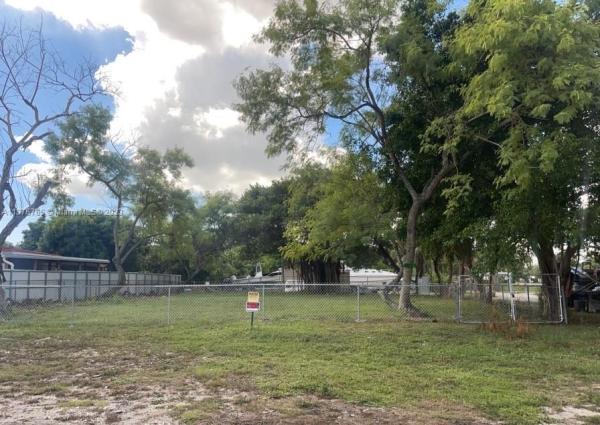 Fulford By The Sea, 1100 NE 183rd St, North Miami Beach, Florida 33179, image 2