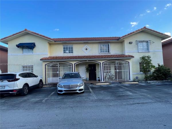Silver Gardens Villas, 10101 W Okeechobee Rd #27-202, Hialeah Gardens, Florida 33016, image 1