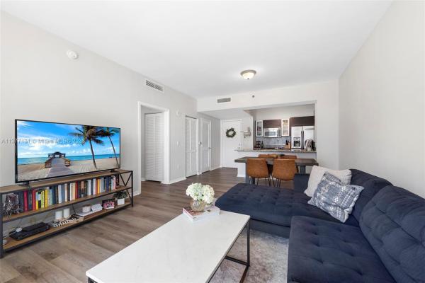 The Plaza On Brickell West, 951 Brickell Ave #1903, Miami, Florida 33131, image 2