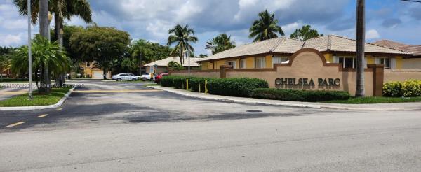 16139 SW 68th Ter, Unincorporated Dade County, Florida 33193, image 2