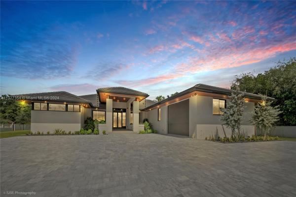 Bird Road Farmsites, 12075 SW 47th St, Kendale Lakes, Florida 33175, image 1