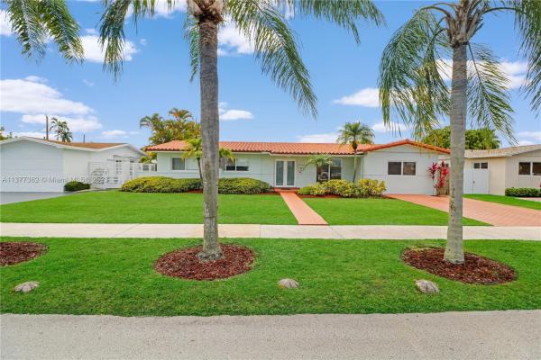 Miller Heights, 8930 SW 50th Ter, Olympia Heights, Florida 33165, image 2