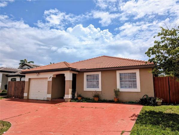 Marbella Park, 19661 NW 83rd Ave, Hialeah, Florida 33015, image 1