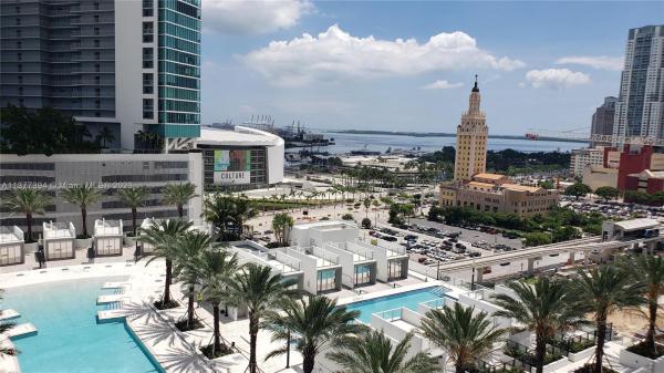 Paramount Miami Worldcenter, 851 NE 1st Ave #1205, Miami, Florida 33132, image 2