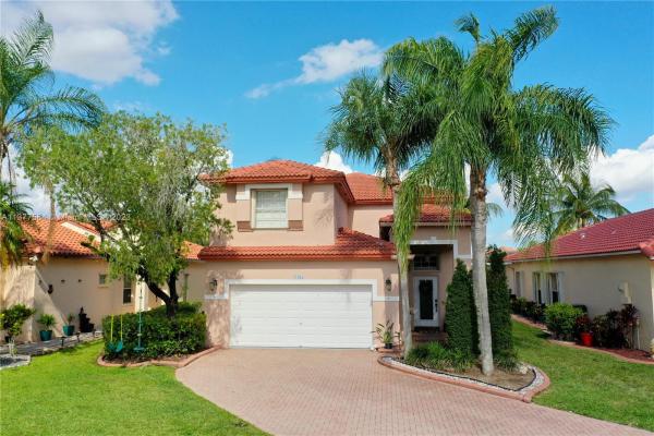 Chapel Cove, 1385 NW 192nd Ter, Pembroke Pines, Florida 33029, image 1