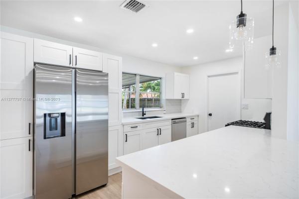 Winston Park, 7730 SW 127th Ct, Kendale Lakes, Florida 33183, image 2