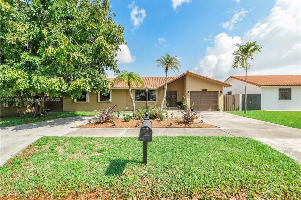 14051 SW 38th Ter, Unincorporated Dade County, Florida 33175, image 2