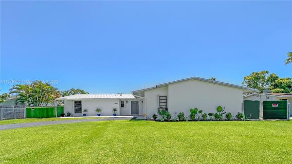 Bel Aire, 9740 Bel Aire Dr, Cutler Bay, Florida 33157, image 2