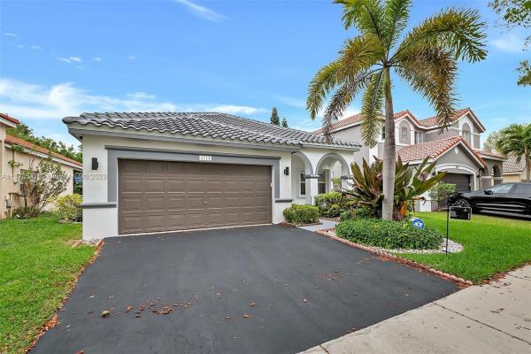 Sabal Ridge, 4115 Sabal Ridge Cir, Weston, Florida 33331, image 1
