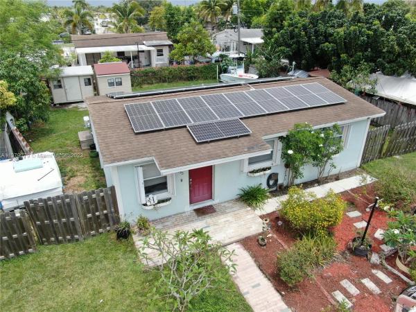 Homestead Lake Park Homes, 14735 SW 302nd St, Leisure City, Florida 33033, image 1