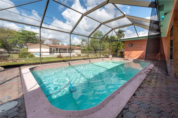Mirror Lake Estates, 1111 NW 70th Ter, Plantation, Florida 33313, image 2