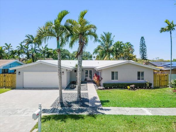 Calusa Club Estates, 10260 SW 130th Ave, The Crossings, Florida 33186, image 2