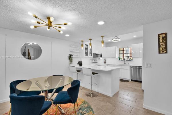 Chateaulaine, 118 NW 115th Ter, Plantation, Florida 33325, image 1
