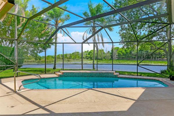 Jardin, Weston, Florida 33327, image 1