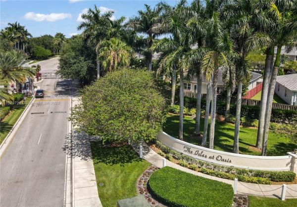 Antigua At Oasis, 3363 NE 1st St, Homestead, Florida 33033, image 1
