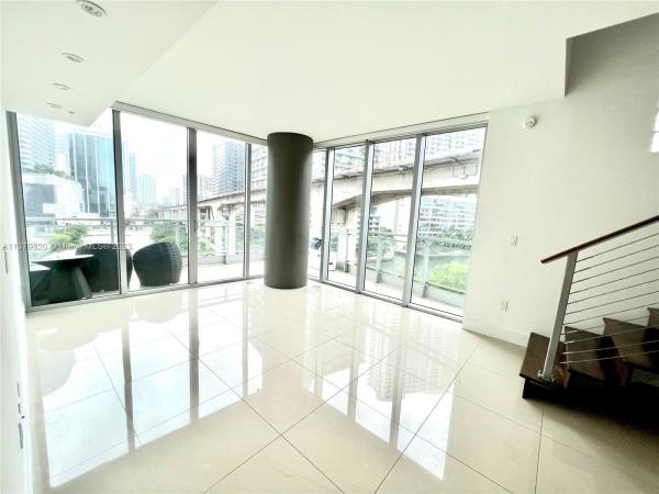 Mint At Riverfront, 92 SW 3rd St #701, Miami, Florida 33130, image 2