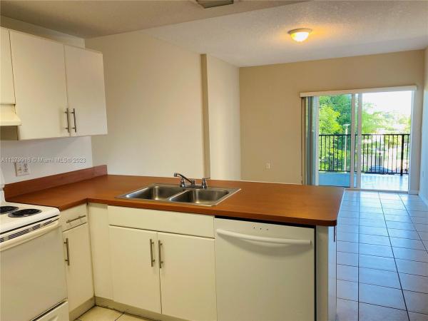 Emerald Plaza On Coral Way, 3410 Coral Way #306, Miami, Florida 33145, image 1
