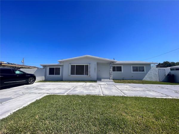 South Miami Heights Manor, 11951 SW 177th Ter, South Miami Heights, Florida 33177, image 2