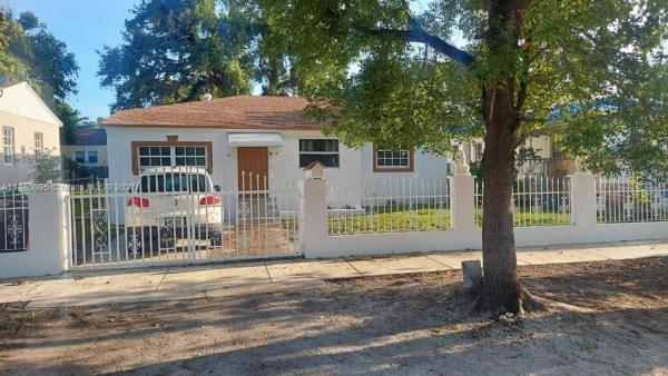 North Miami Estates, 1415 NW 42nd St, Miami, Florida 33142, image 2