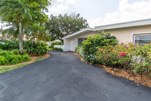 Green Briar Acres, 8000 SW 138th St, Palmetto Bay, Florida 33158, image 1