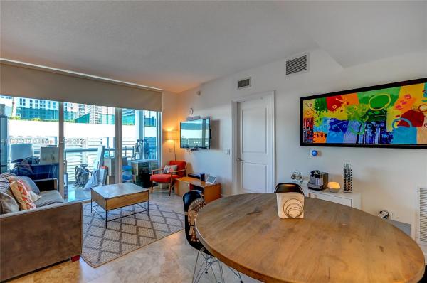 Platinum, 480 NE 30 St #703, Miami, Florida 33137, image 1