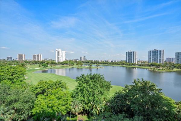 Turnberry Village North Tower, 20000 E Country Club Dr #804, Aventura, Florida 33180, image 1