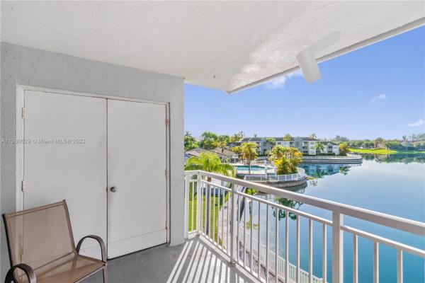 Le Club At Old Cutler, 8640 SW 212th St #304, Cutler Bay, Florida 33189, image 1