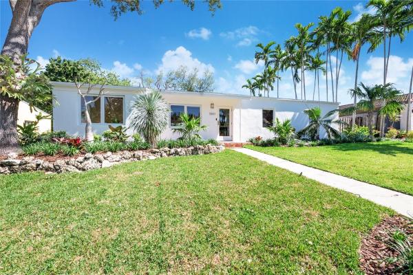 5841 SW 52nd Ter, Unincorporated Dade County, Florida 33155, image 2