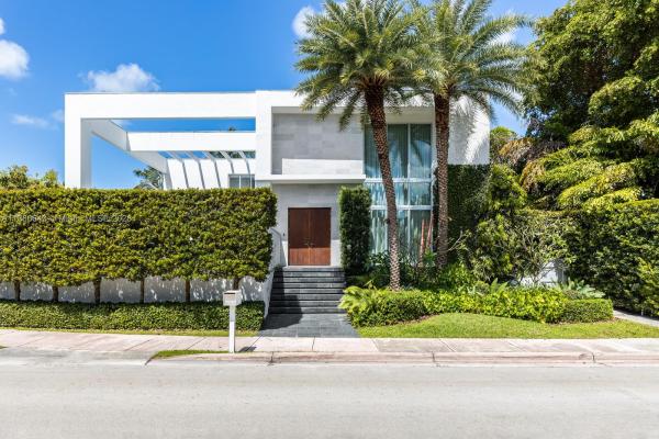 Tropical Isle Homes, 380 Woodcrest Rd, Key Biscayne, Florida 33149, image 2
