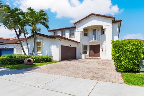 Grand Lakes, 1740 SW 149th Pass, University Park, Florida 33185, image 2