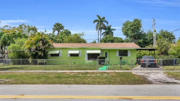 Lake Lucerne, 20620 NW 22nd Ave, Miami Gardens, Florida 33056, image 1