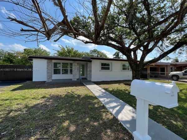Coral Park Estates, 1401 SW 94th Ave, Westchester, Florida 33174, image 2