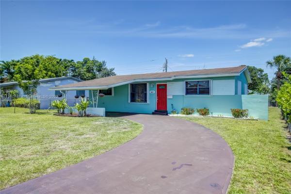 Driftwood Estates, 7471 Freedom St, Hollywood, Florida 33024, image 2