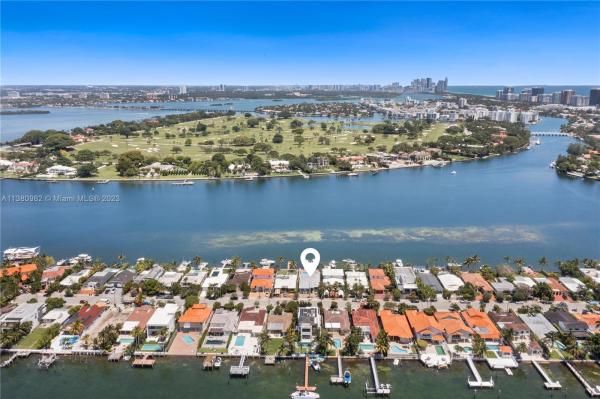 Biscayne Beach, 1451 Stillwater Dr, Miami Beach, Florida 33141, image 2