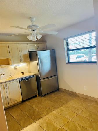 Lakes Of Carriage Hills, 4970 E Sabal Palm Blvd #104, Tamarac, Florida 33319, image 1