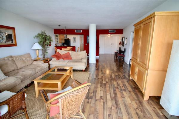 King Cole, 900 Bay Dr #816, Miami Beach, Florida 33141, image 1