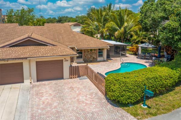 Patios In The Park, 6550 NW 4th Ct, Plantation, Florida 33317, image 1