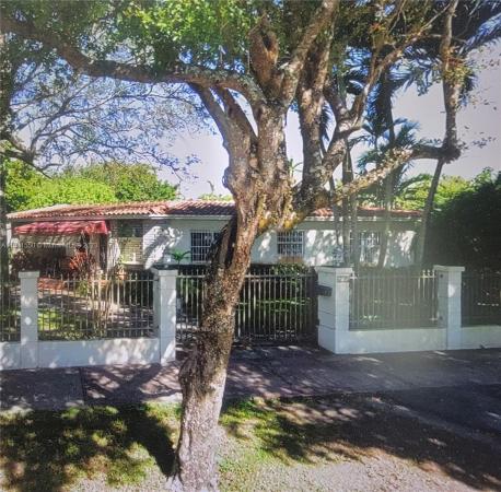 Coral Gables Country Club, 635 Escobar Ave, Coral Gables, Florida 33134, image 2