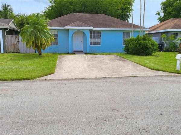 Villas Of Palm Bay, 753 SW 8th Ter, Florida City, Florida 33034, image 1