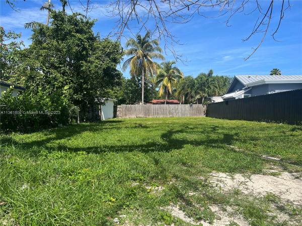 Trail Park, 1001 SW 45th Ave, Coral Gables, Florida 33134, image 1